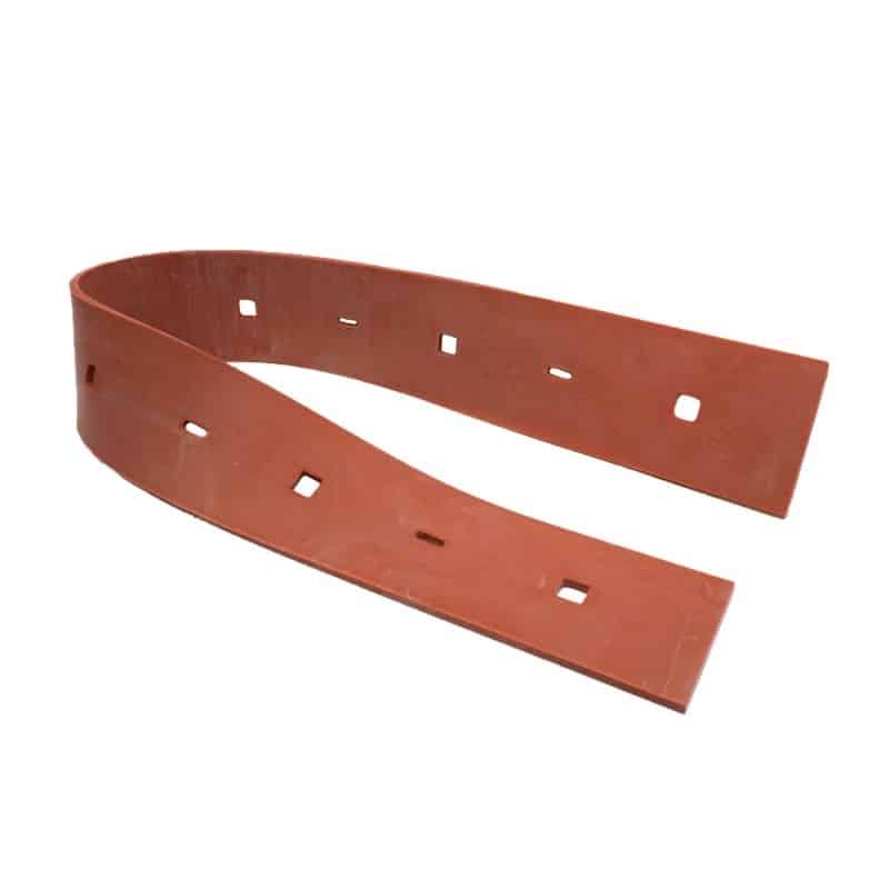 Faldón guardabarros trasero para fregadora de suelos COMAC TRIPLA 75